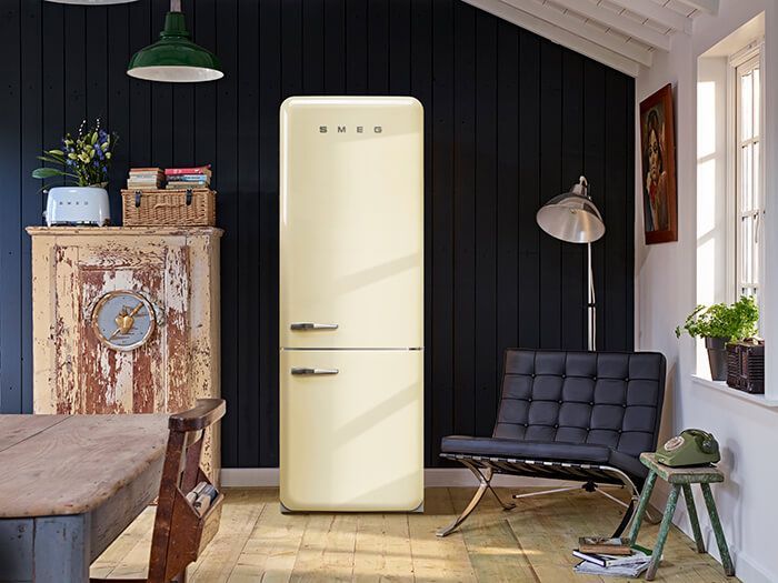 Ananiver bezoeker doel Nieuwe FAB38 aan Smeg retro jaren'50 koelkasten